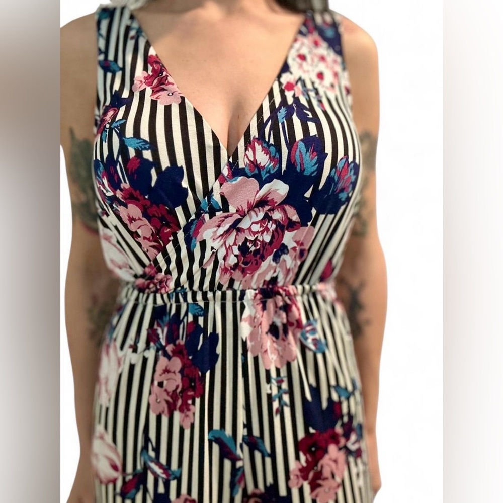 Floral Black and White Striped Wideleg V-Neck Jumpsuit